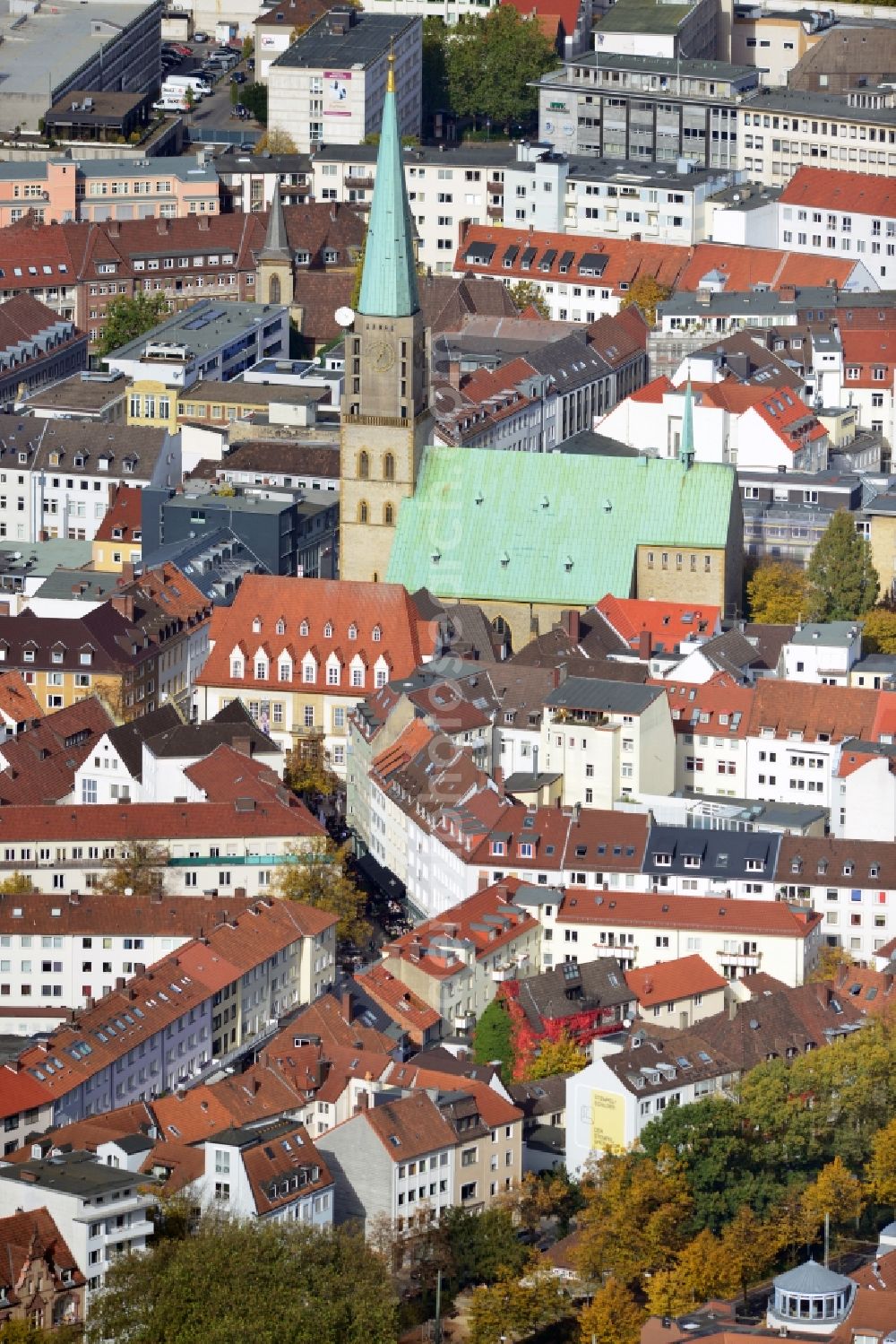 Bielefeld from the bird's eye view: Cityscape of the old city of Bielefeld in the state North Rhine-Westphalia. In the shot is the Altstädter Nicolaikirchen. The Altstädter Nicolaikirche ist the eldest church in the orinigal township of Bielefeld