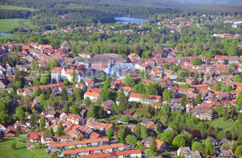 Clausthal-Zellerfeld from the bird's eye view: City view of the city Clausthal-Zellerfeld in the Harz in the state Lower Saxony. In the district of Clausthal is the largest wooden church in Germany, because of its architecture to the most important historical monuments of the North German Baroque