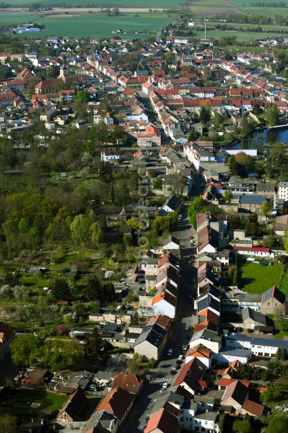 Aerial image Zehdenick - City view of the inner city area along Dammhaststrasse in Zehdenick in the state Brandenburg, Germany
