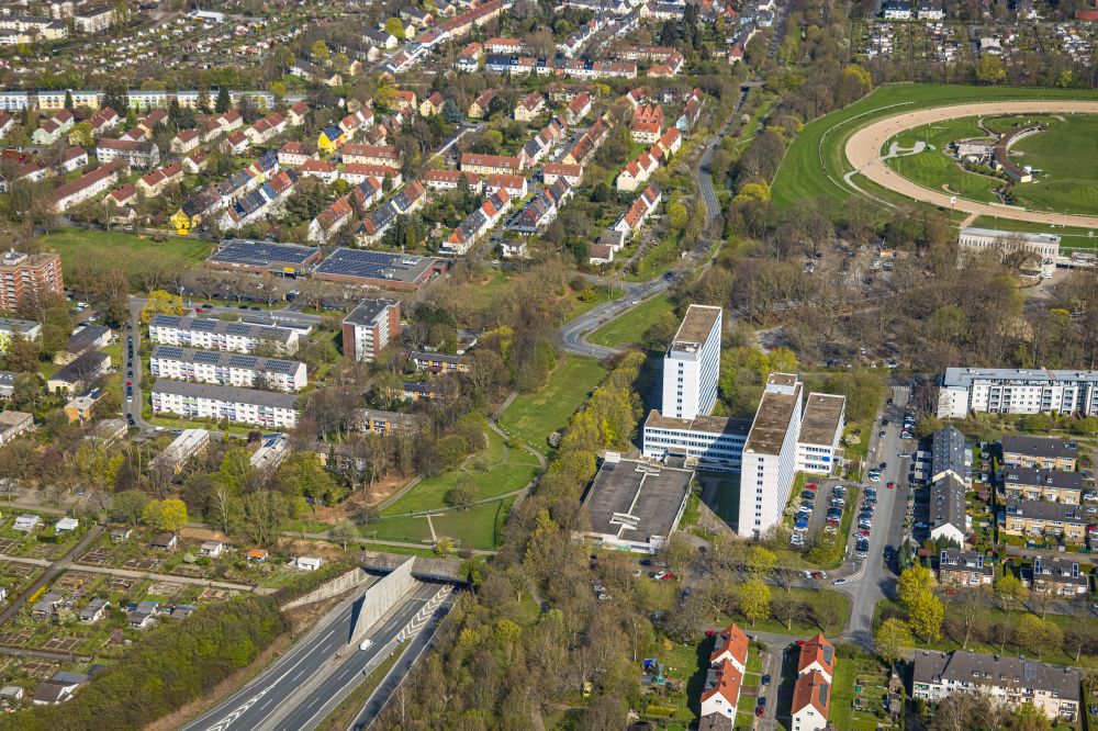 Aerial image Dortmund - City view along the B 236 in the urban area in the district Gartenstadt-Nord in Dortmund in the Ruhr area in the state North Rhine-Westphalia, Germany