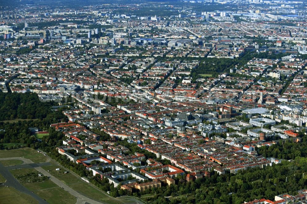 Berlin from the bird's eye view: District along the Hermannstrasse in the city in the district Neukoelln in Berlin, Germany