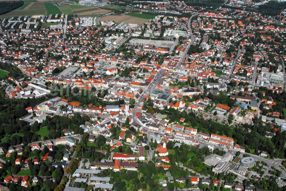 Fürstenfeldbruck from above - Blick auf die Stadt Fürstenfeldbruck. Kontakt Stadt Fürstenfeldbruck, Hauptstr.31, 82256 Fürstenfeldbruck, Tel. +49 (0)8141 28-0, Fax: +49 (0)8141 28 2-1199, E-Mail: info@fuerstenfeldbruck.de