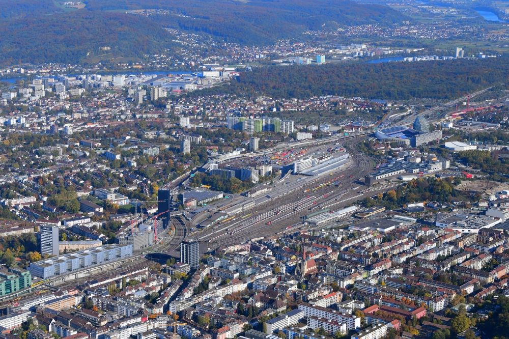 Aerial photograph Basel - Town view at the main station Basle SBB in the district Gundeldingen in Bale, Switzerland