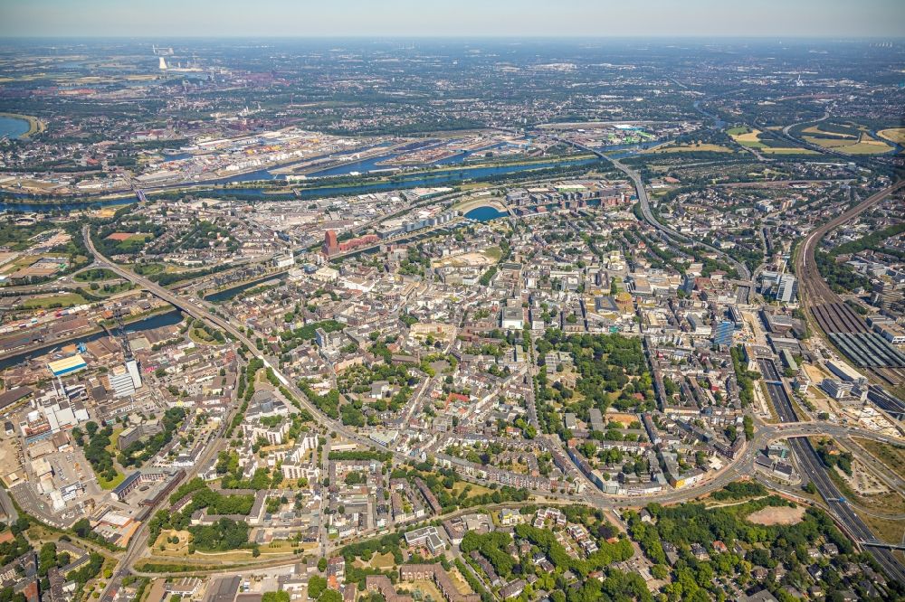 Aerial photograph Duisburg - City view on down town in Duisburg in the state North Rhine-Westphalia, Germany