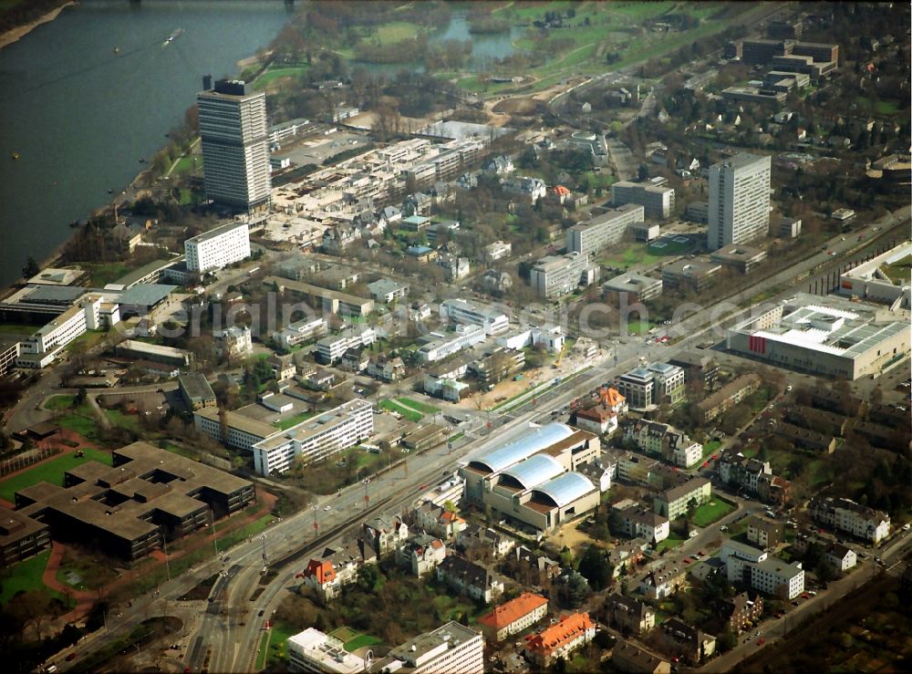 Aerial photograph Bonn - City view on down town along the Willy-Brandt-Allee in the district Kessenich in Bonn in the state North Rhine-Westphalia, Germany