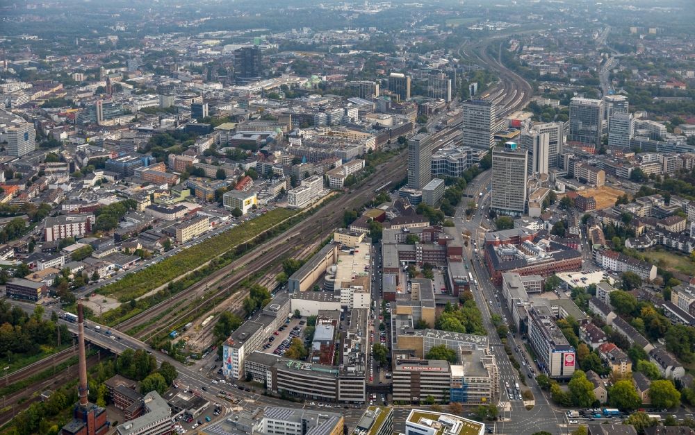 Essen from the bird's eye view: City view of the city area of in Essen in the state North Rhine-Westphalia, Germany