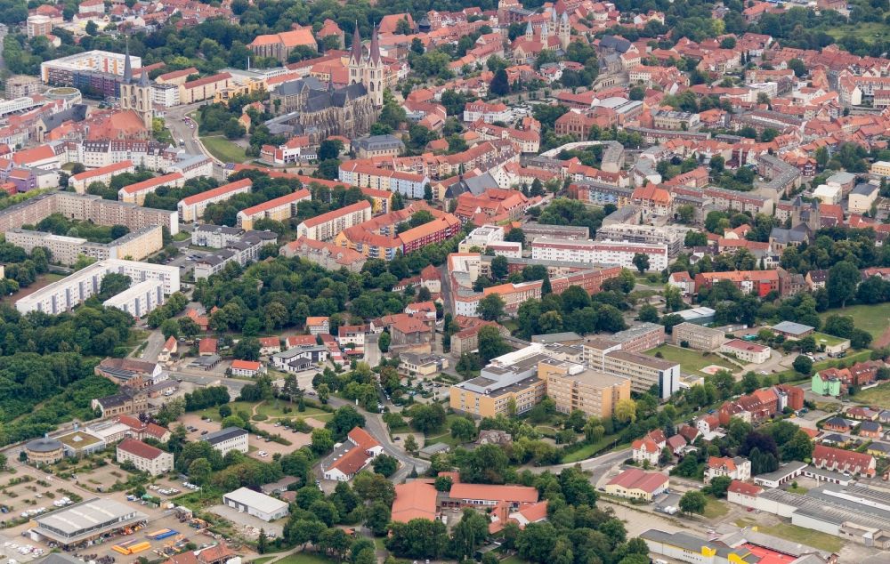 Aerial photograph Halberstadt - City view on down town in Halberstadt in the state Saxony-Anhalt, Germany