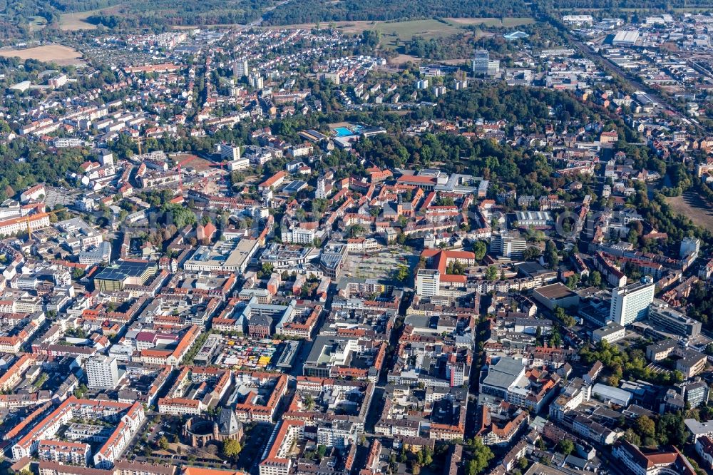 Hanau from the bird's eye view: City view on down town in Hanau in the state Hesse, Germany