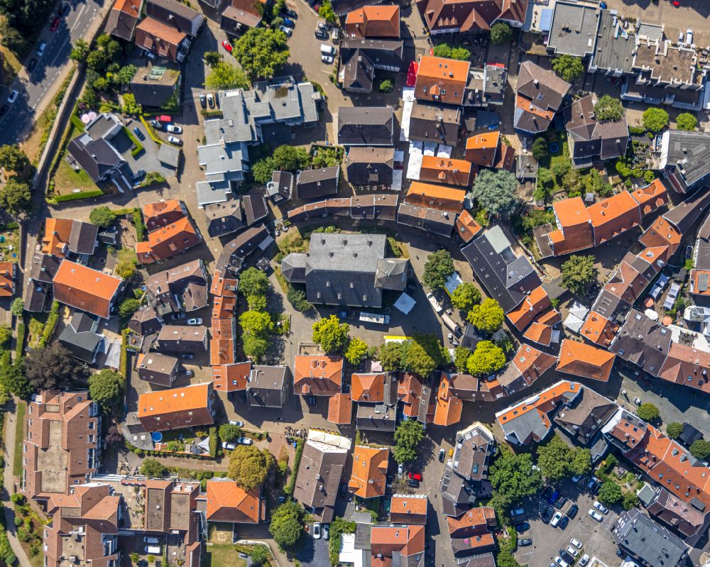 Hattingen from the bird's eye view: City view of the city area of in Hattingen in the state North Rhine-Westphalia, Germany