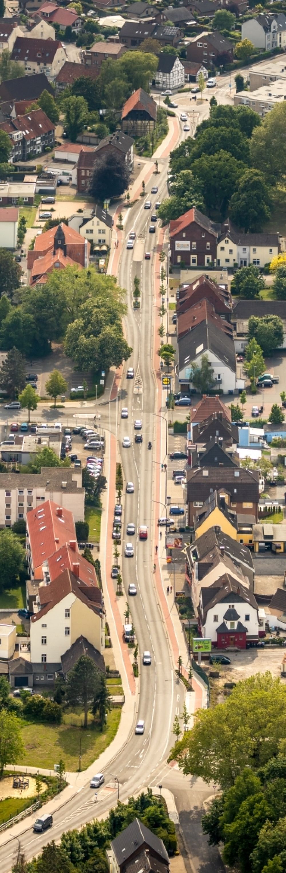 Hamm from the bird's eye view: City view on down town Kamener Strasse in Hamm in the state North Rhine-Westphalia, Germany