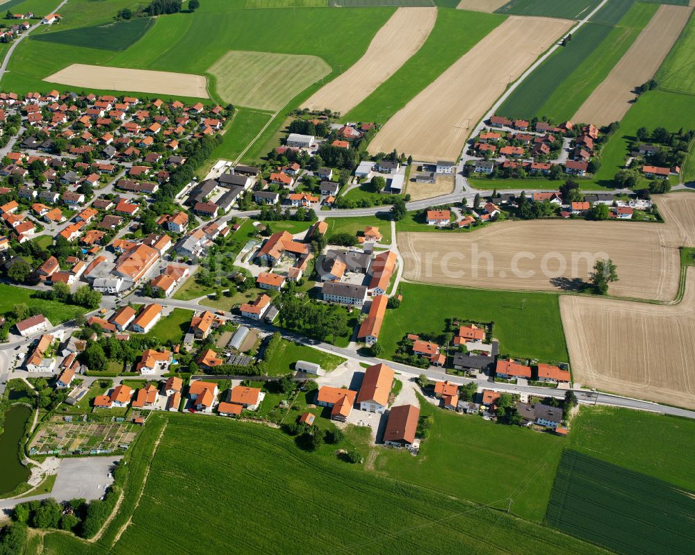 Aerial photograph Kirchweidach - City view on down town in Kirchweidach in the state Bavaria, Germany