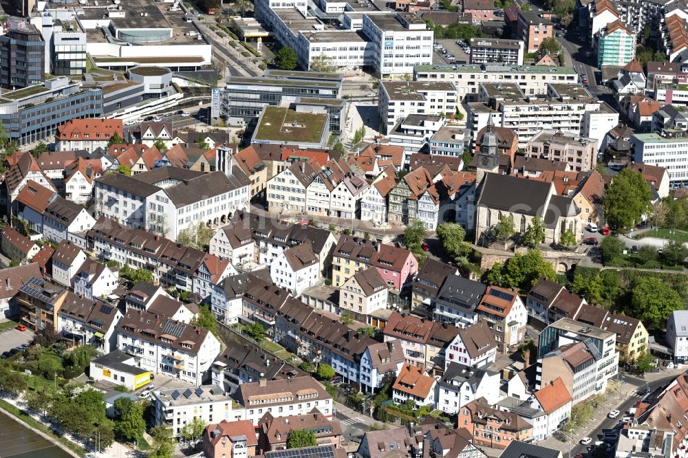 Aerial image Böblingen - City view on down town with Marktplatz and Stadtverwaltung in Boeblingen in the state Baden-Wuerttemberg, Germany
