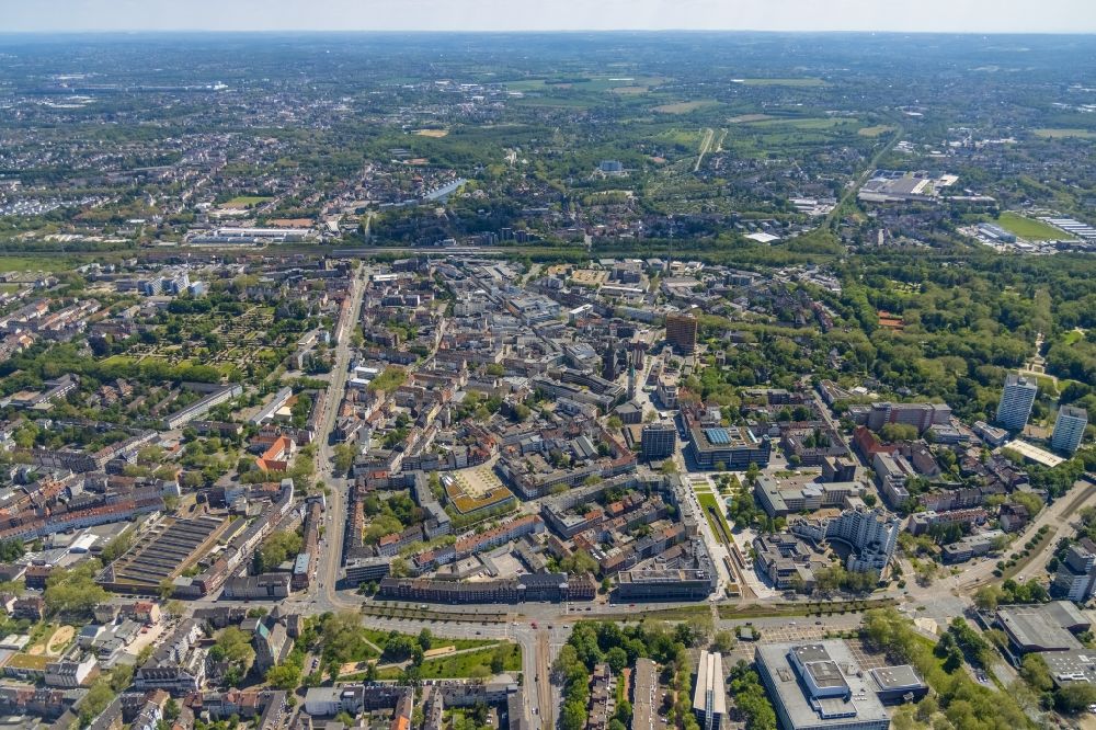 Aerial image Gelsenkirchen - City view on down town on Florastrasse in the district Altstadt in Gelsenkirchen at Ruhrgebiet in the state North Rhine-Westphalia, Germany