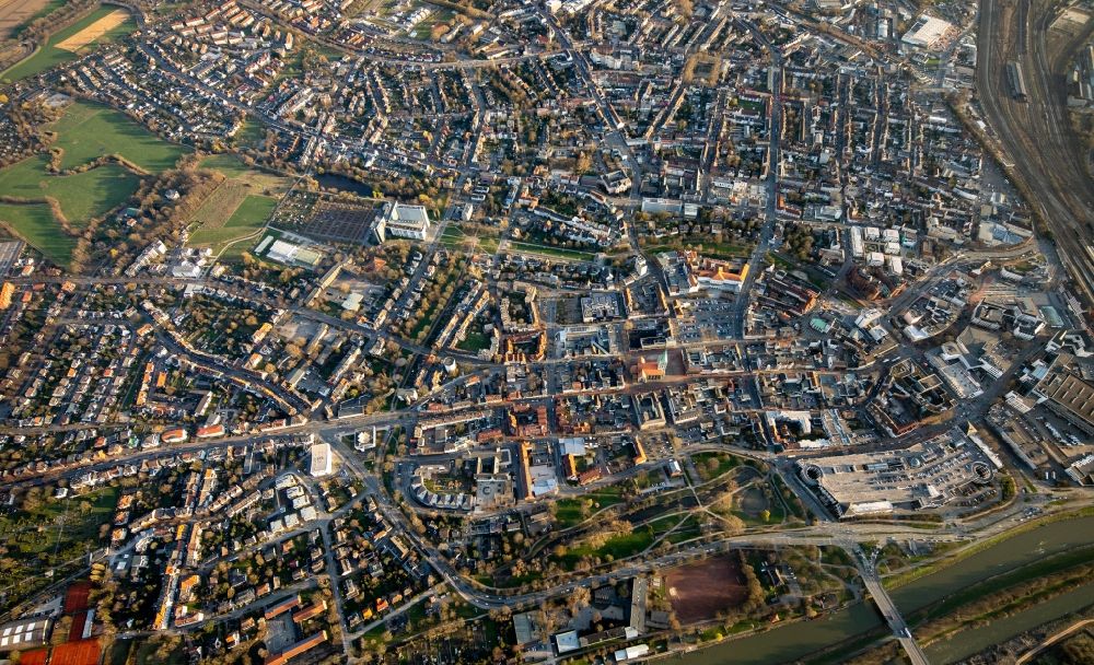 Aerial image Hamm - City view on down town in the district Heessen in Hamm in the state North Rhine-Westphalia, Germany