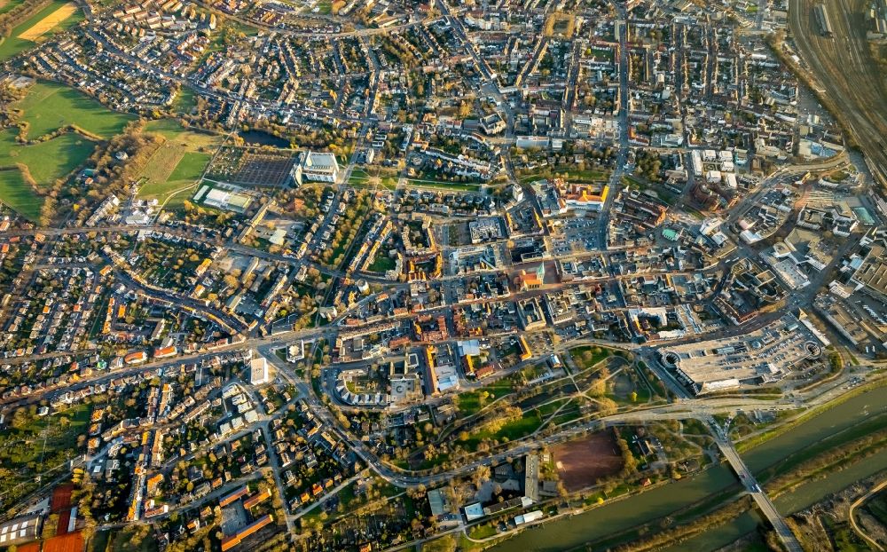 Aerial photograph Hamm - City view on down town in the district Heessen in Hamm in the state North Rhine-Westphalia, Germany