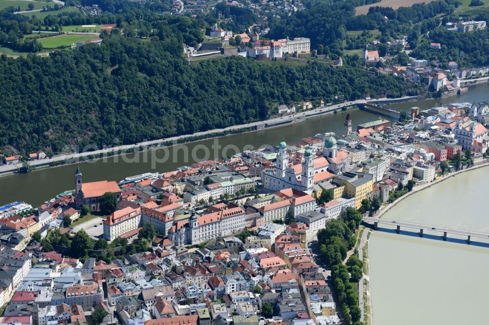 Passau from the bird's eye view: City view of the city area of in Passau in the state Bavaria, Germany