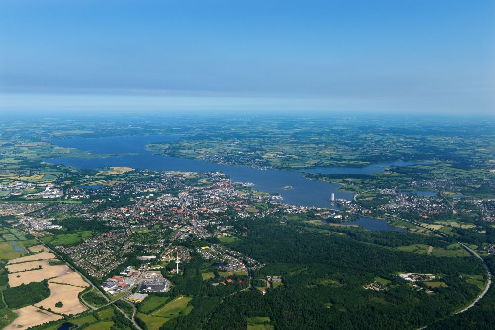 Schleswig from the bird's eye view: City view of the city area of in Schleswig in the state Schleswig-Holstein