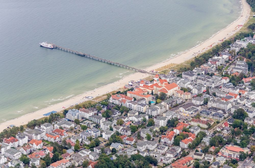 Aerial image Binz - City view on down town with Strand and Seebruecke in Binz in the state Mecklenburg - Western Pomerania, Germany