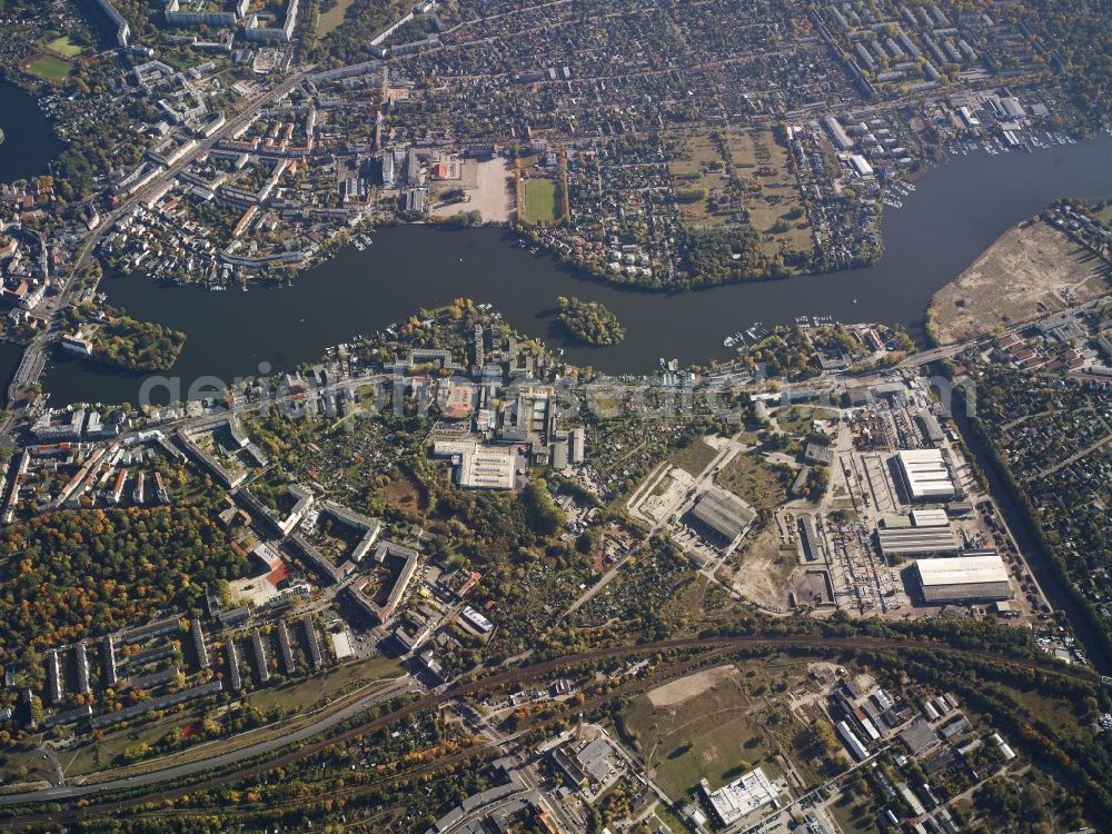 Aerial image Berlin - City view of the inner-city area at the riverside of the Dahme near the BHKW Koepenick in Berlin in Germany