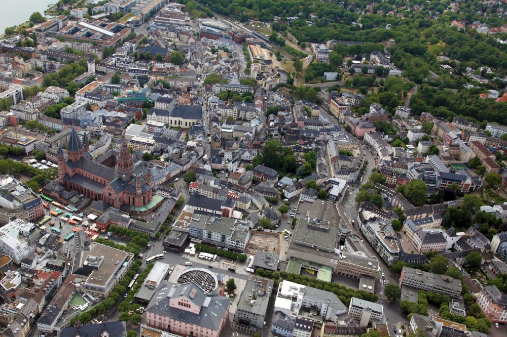Mainz from above - City view of downtown area of Altstadt in Mainz in the state Rhineland-Palatinate, Germany. In the center of the picture is the Ludwigstrasse, which stretches from the cathedral to the Osteiner Hof on Schillerplatz