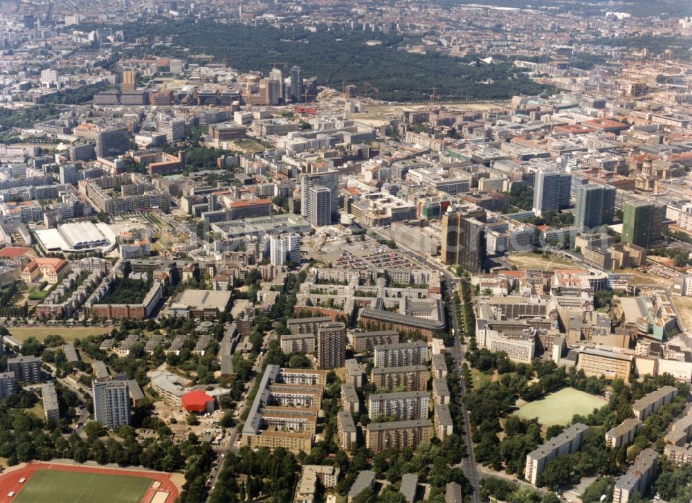 Aerial photograph Berlin - City view of downtown area Mitte in Berlin including Tiergarten
