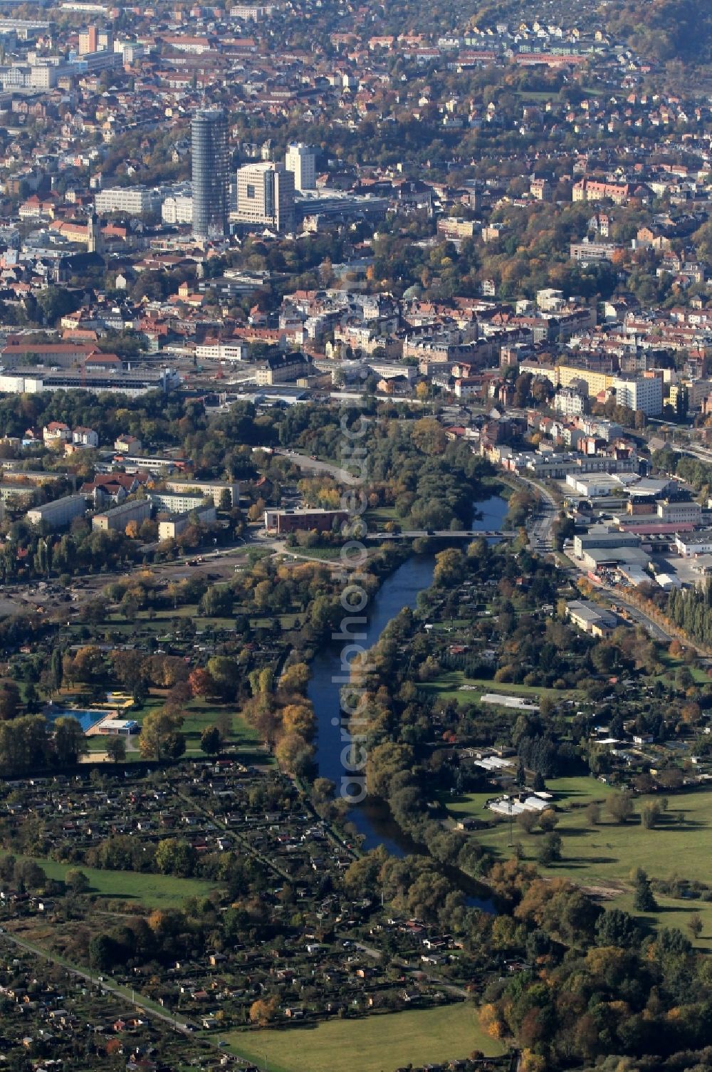 Aerial photograph Jena - View from district Zwaetzen of the town Jena with the river Saale and the city center with the tower Jentower in Thuringia