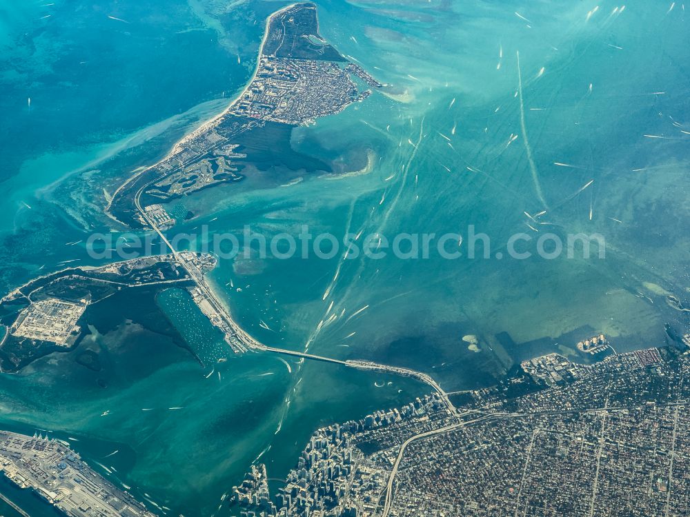 Aerial photograph Miami Beach - City view on sea coastline South Miami Beach in Miami Beach in Florida, United States of America
