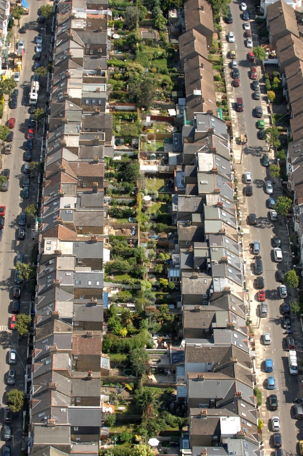 London from the bird's eye view: 20/06/2012 LONDON city view from London on Wimbledon Park residential area, the typical British home series between settlements arose at the Merton Rd, Brookwood Rd, Revelstoke Road in the 70s