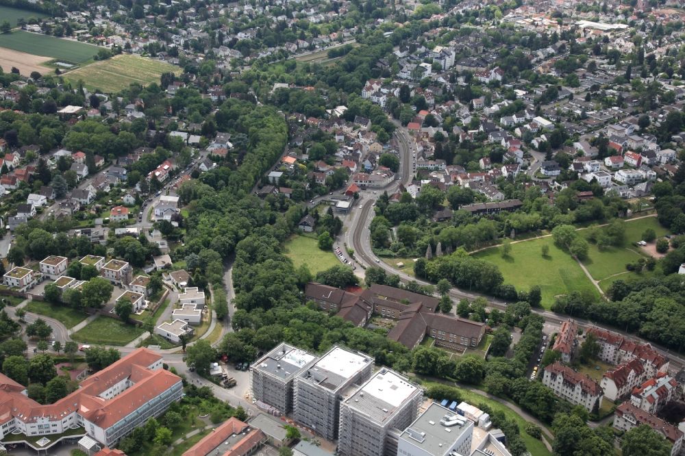 Aerial photograph Mainz - District of Oberstadt in the city in Mainz in the state Rhineland-Palatinate, Germany, under the middle of the picture is the psychiatric clinic and polyclinic of the Johannes Gutenberg University Mainz