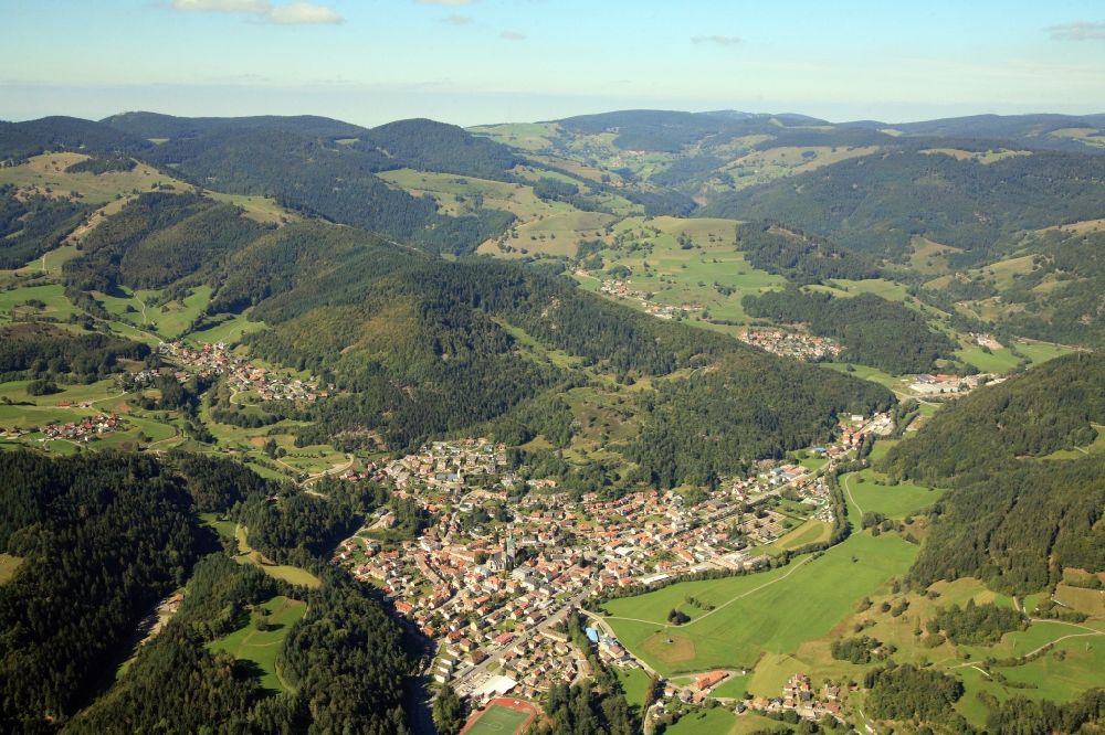 Aerial image Schönau im Schwarzwald - City view of Schoenau in the Black Forest in the state Baden-Wuerttemberg. Schonau is the birthplace of national coach Jogi Loew