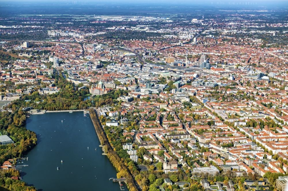 Hannover from above - District Suedstadt in the city in Hannover in the state Lower Saxony, Germany