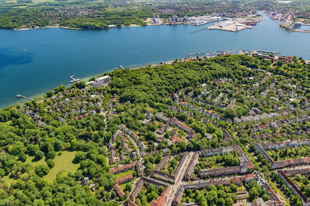 Kiel from the bird's eye view: Cityscape of the district Duesternbrook in Kiel in the state Schleswig-Holstein, Germany