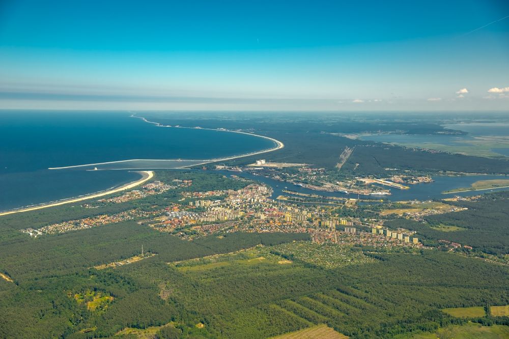 Swinemünde from the bird's eye view: Cityscape of Swinemuende with the mouth of the Swine in the Baltic Sea in west Pomeranians, Poland