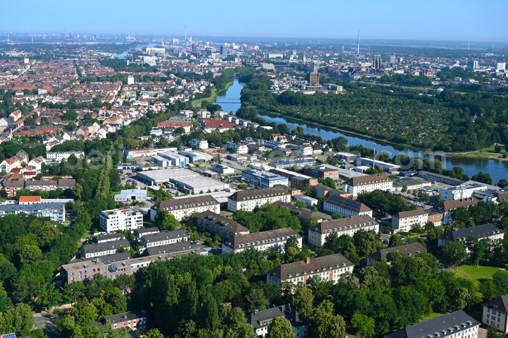 Aerial photograph Bremen - City view on the river bank Kleine Weser in Bremen, Germany