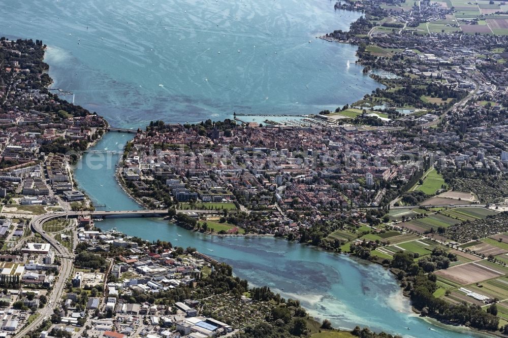 Aerial photograph Konstanz - City view on the river bank of the Rhine river in Konstanz in the state Baden-Wuerttemberg, Germany