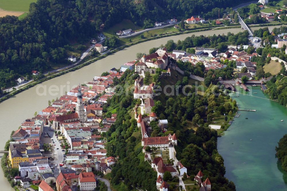Burghausen from the bird's eye view: City view on the river bank of Salzach in Burghausen in the state Bavaria, Germany