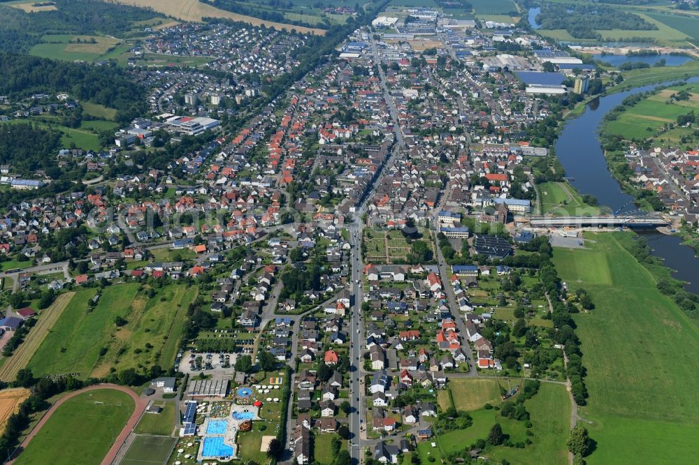 Aerial photograph Beverungen - City view on the river bank of the Weser river in Beverungen in the state North Rhine-Westphalia, Germany