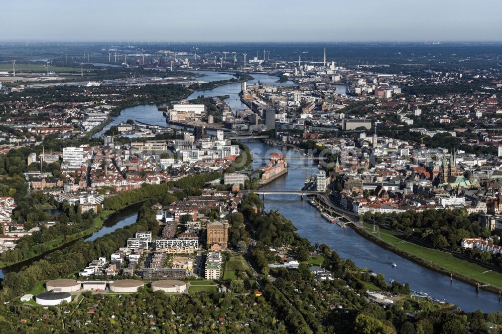 Aerial image Bremen - City view on the river bank of the Weser river in Bremen, Germany