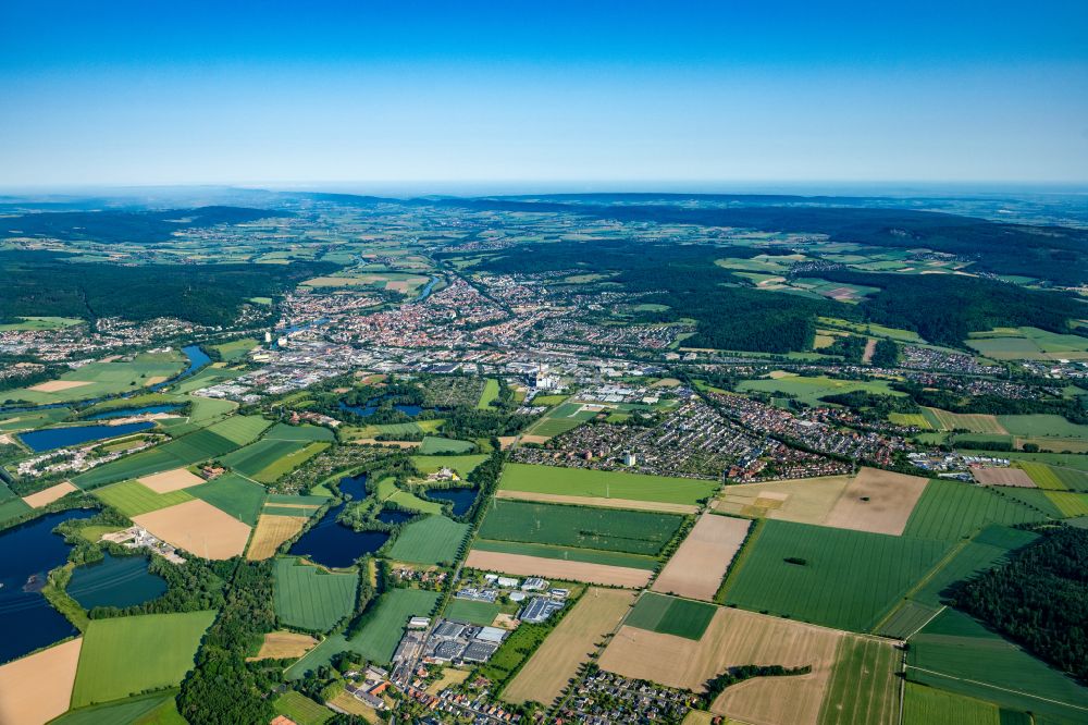 Aerial image Hameln - City view on the river bank of the Weser river in Hameln in the state Lower Saxony, Germany