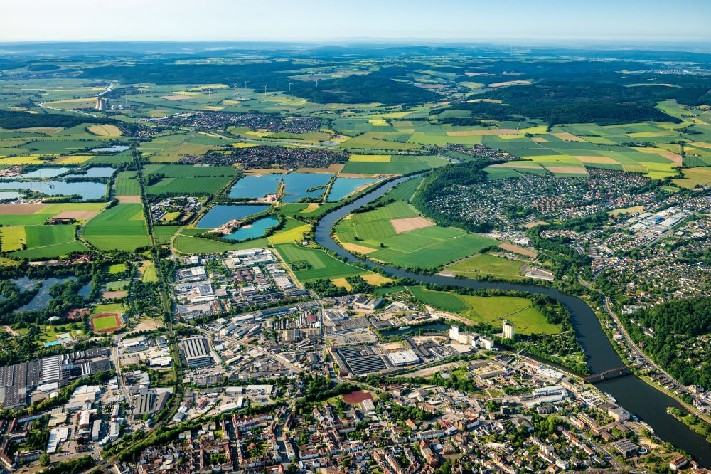 Hameln from the bird's eye view: City view on the river bank of the Weser river in Hameln in the state Lower Saxony, Germany