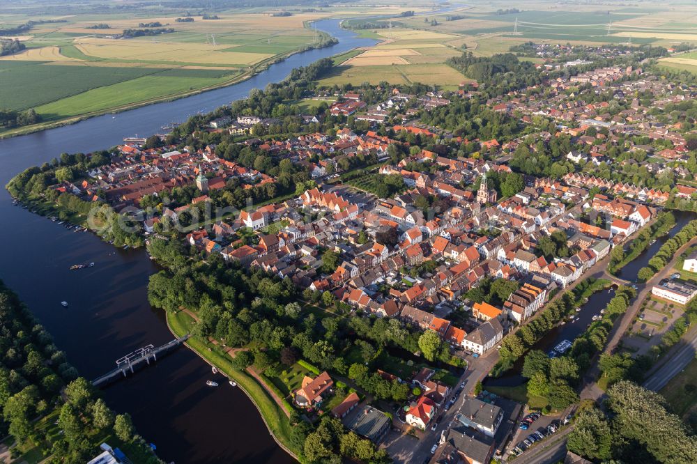 Aerial image Friedrichstadt - City view on the river bank between Treene and Eider in Friedrichstadt in the state Schleswig-Holstein, Germany