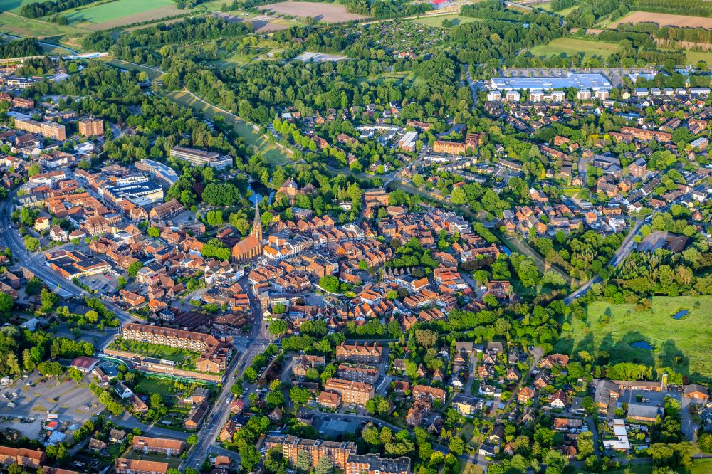 Winsen (Luhe) from above - City view in Winsen (Luhe) in the state Lower Saxony, Germany