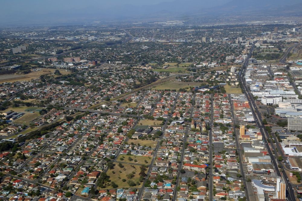 Kapstadt from the bird's eye view: District Fairfield Estate in the city of Cape Town in Western Cape, South Africa