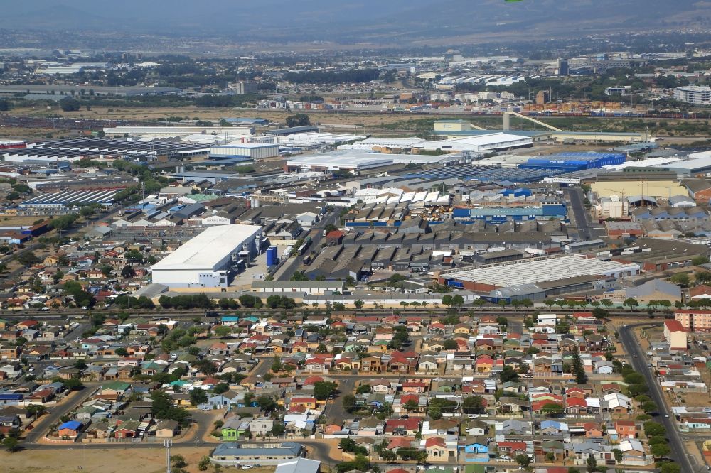 Aerial photograph Kapstadt - Residential area in the district Uitsig and industrial area Parow Industrial in the city of Cape Town in Western Cape, South Africa