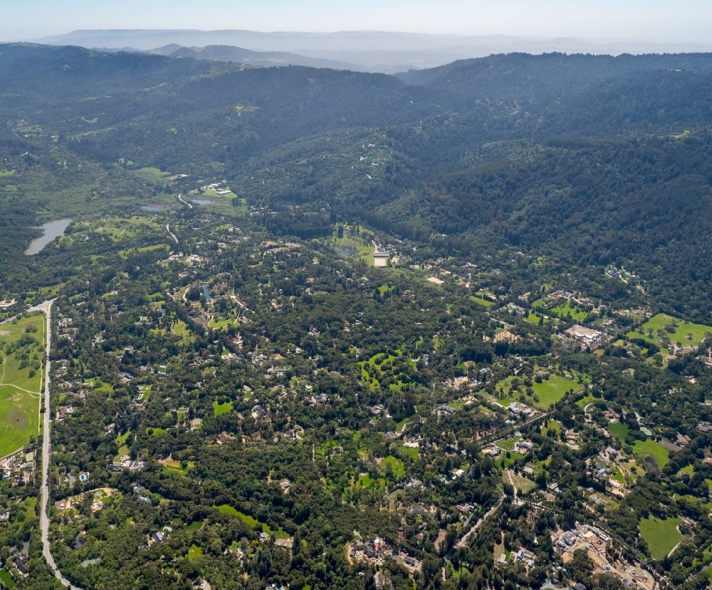 Woodside from the bird's eye view: View of the town of Woodside in Silicon Valley in California in the USA