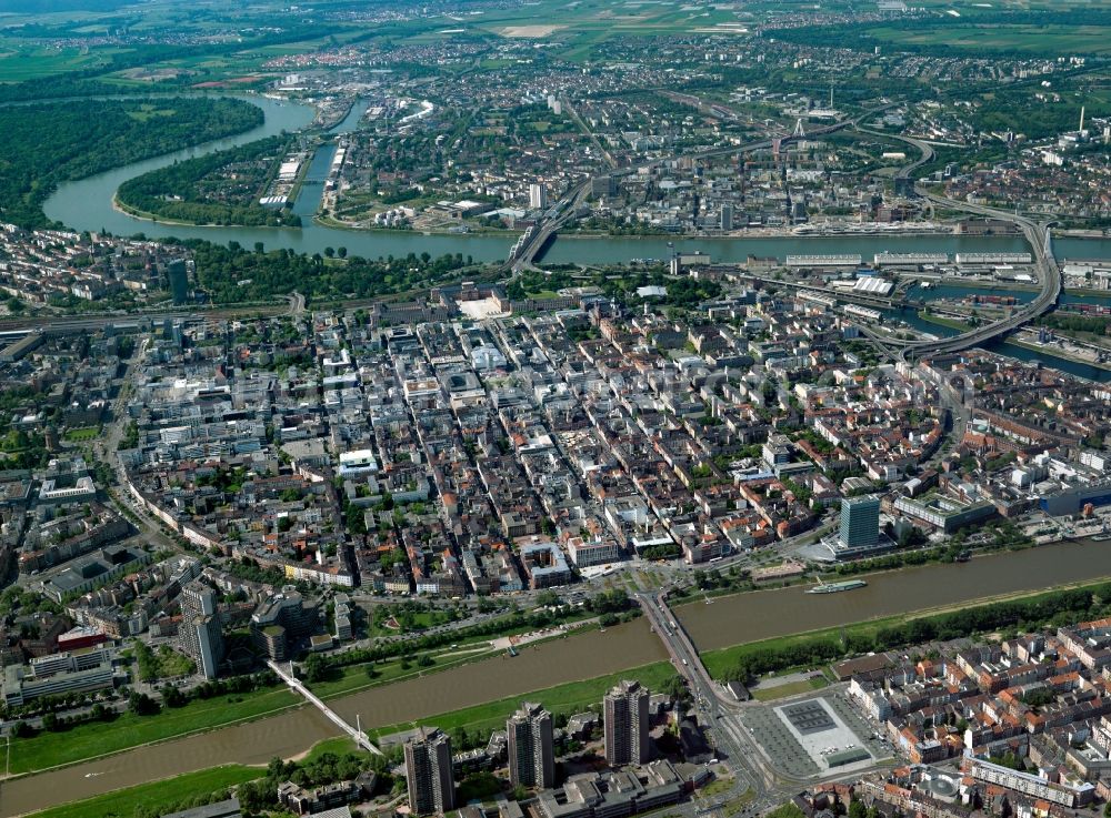 Aerial image Mannheim - City view from the center of the city of Mannheim in Baden-Württemberg