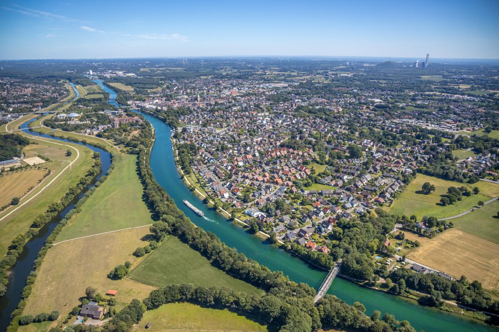 Hardt from the bird's eye view: Urban area with outskirts and inner city area on the edge of agricultural fields and arable land in Hardt in the state North Rhine-Westphalia, Germany