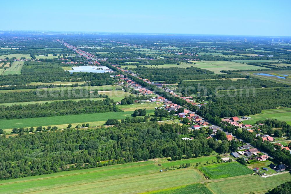 Aerial photograph Papenburg - Urban area with outskirts and inner city area on the edge of agricultural fields and arable land in Papenburg in the state Lower Saxony, Germany