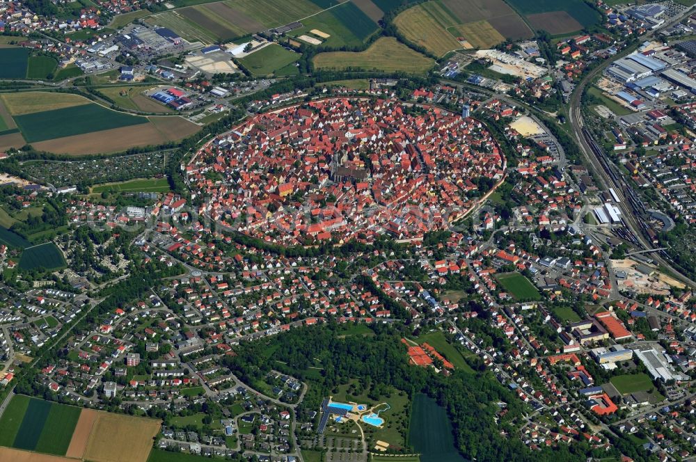 Aerial image Nördlingen - Town center and the historical city center ring of Noerdlingen in Bavaria