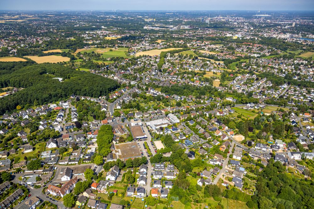 Aerial photograph Dortmund - Outskirts residential in the district Berghofen in Dortmund at Ruhrgebiet in the state North Rhine-Westphalia, Germany